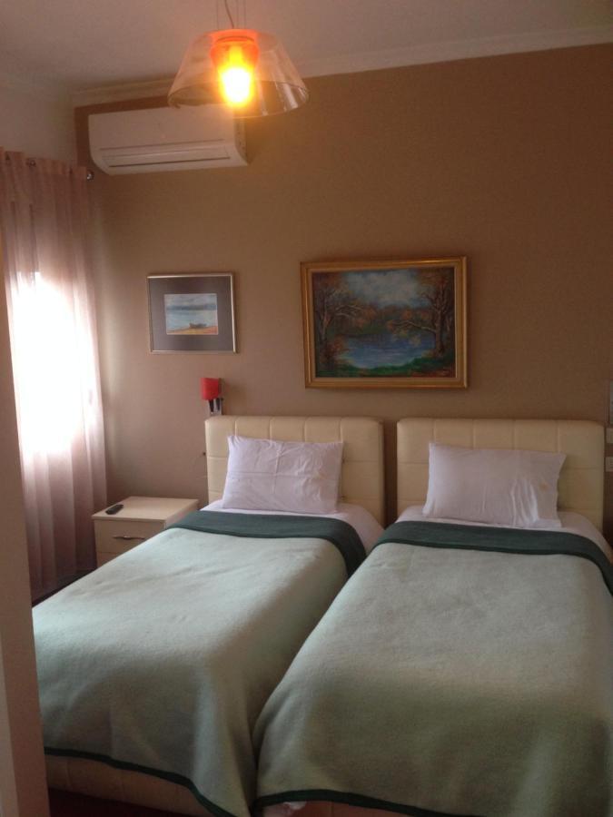 Hotel Bujtina Bicolli Korce Exteriér fotografie